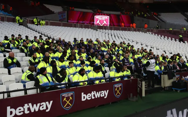 West Ham v Chelsea (20:00 BST)