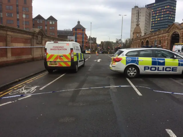 Police cordon on London Road