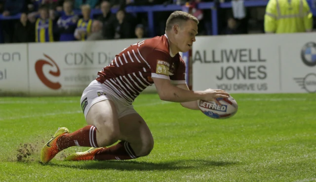 Liam Marshall try