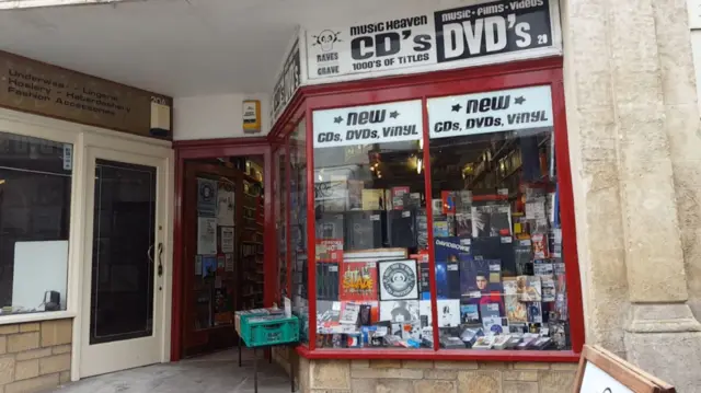 Raves from the Grave