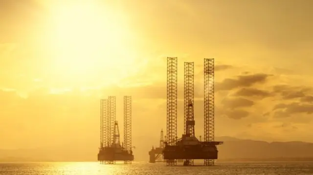 Oil platform