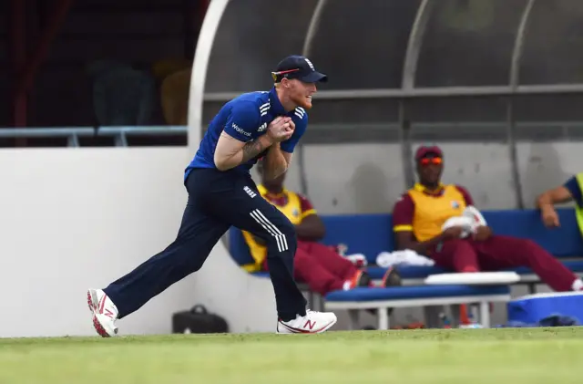 Ben Stokes catches Jonathan Carter