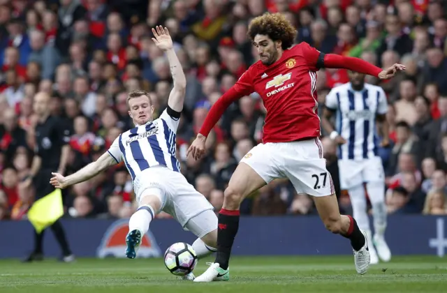 Marouane Fellaini (right)