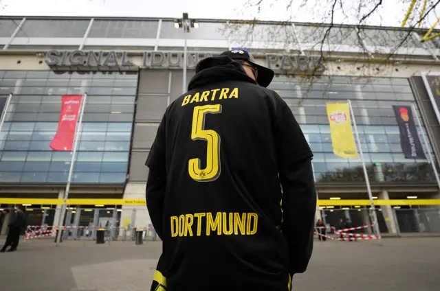 Fan wearing Marc Bartra shirt