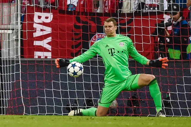 Neuer saves