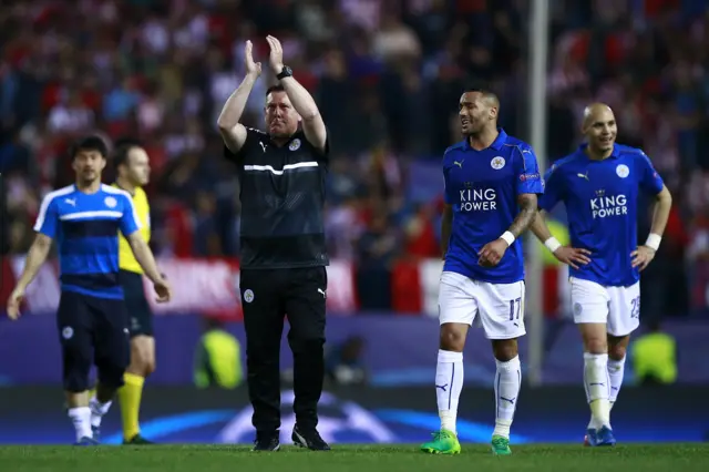 Leicester plays applaud the fans