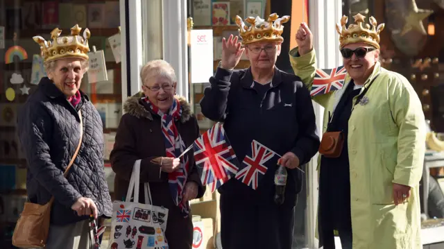 Crowds gather outside Leicester Cathedral