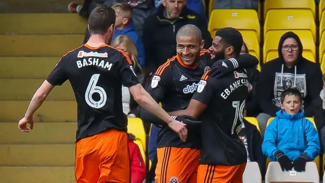 Leon Clarke (centre)