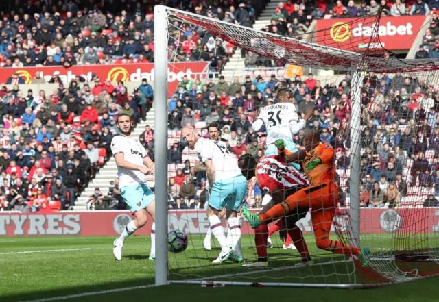 Wahbi Khazri of Sunderland scores from a corner