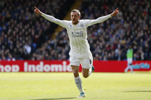 Jamie Vardy celebrates