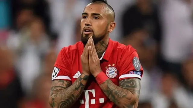 Arturo Vidal is sent off