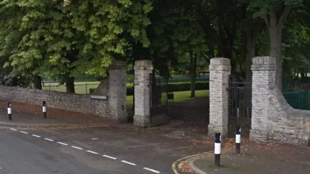 Hexthorpe Park entrance