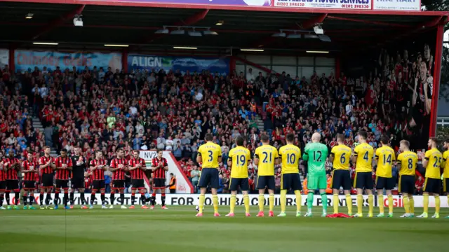 Bournemouth and Middlesbrough players applaud