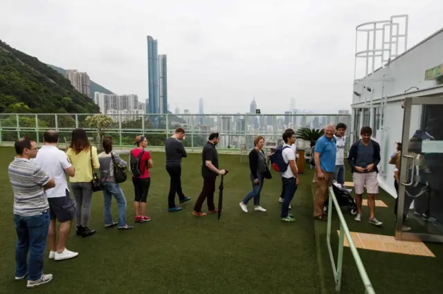 French vote in Hong Kong