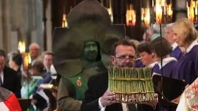 Man dressed a asparagus