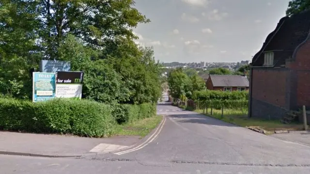 Entrance to school off Hartshill Road