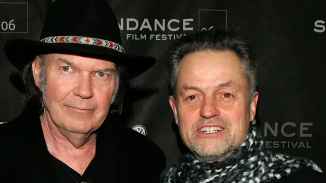 Jonathan Demme (right) with Neil Young