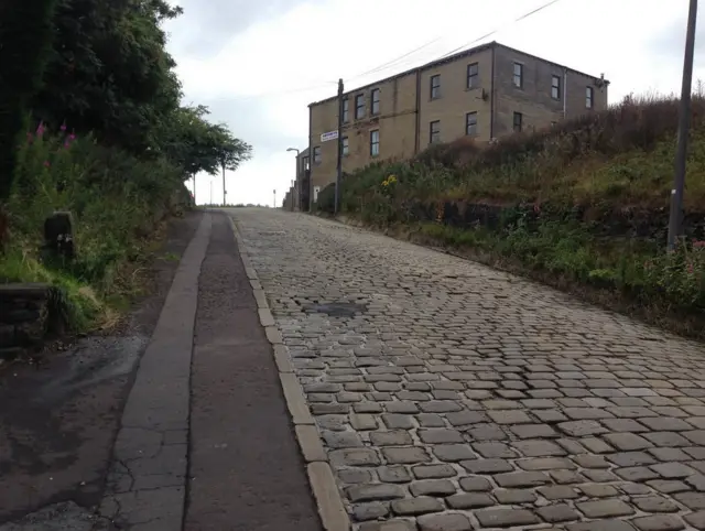 Shibden Wall