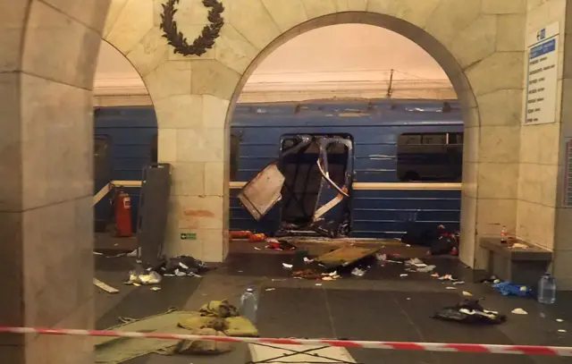 
          A picture shows the damaged train carriage at Technological Institute metro station in St Petersburg
        