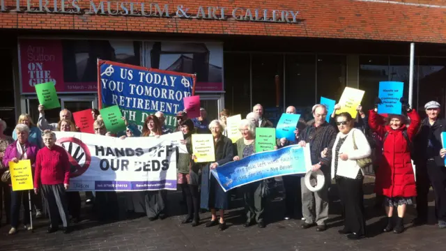 Protesting pensioners