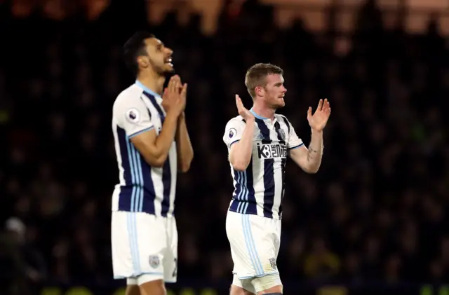 Nacer Chadli react to a missed chance
