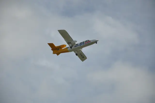 Trislander