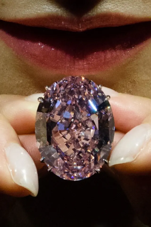 Business Live FTSE closes up BBC News