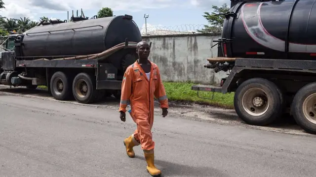 oil tanker
