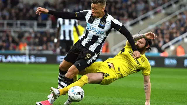 Newcastle v Burton