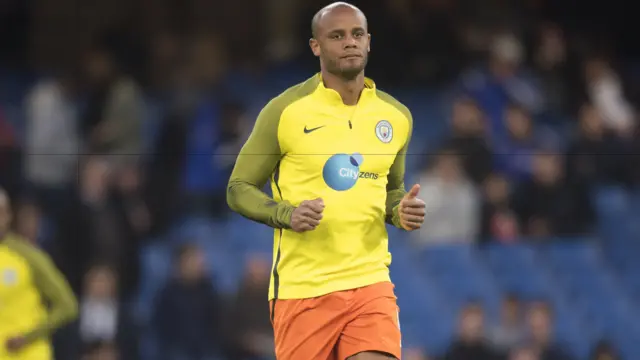 Vincent Kompany warms up