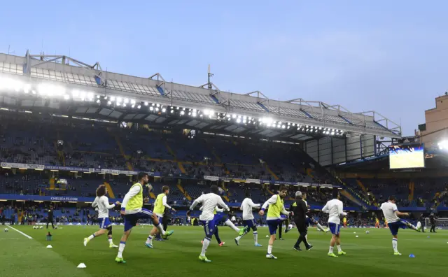 Chelsea players warm up