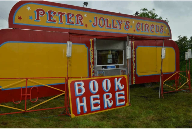 Peter Jolly's circus