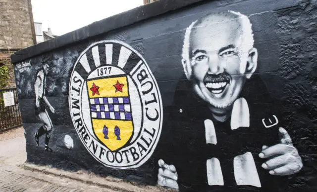 St Mirren mural