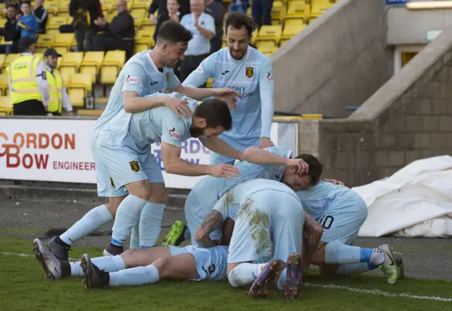 Livi celebrate