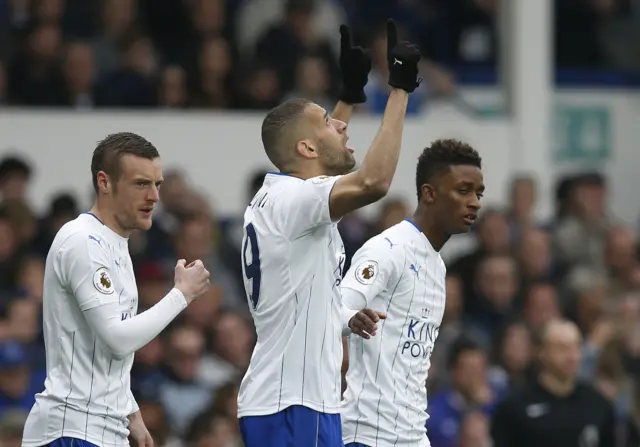 Islam Slimani celebrates