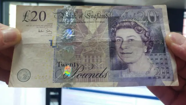 £20 note