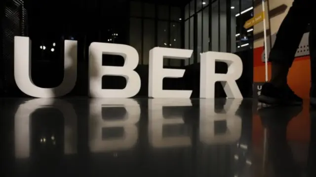 Uber logo