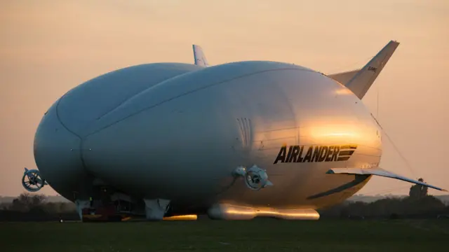 Airlander 10