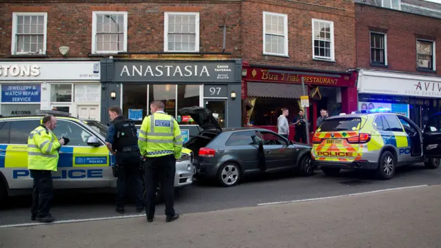 Met Police Operation in St Albans