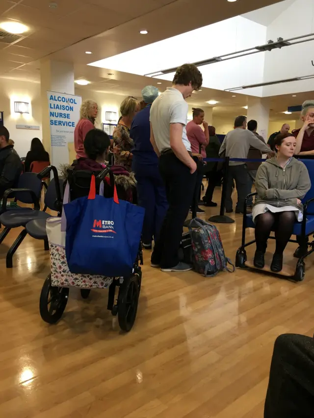 Queues at the University Hospital Coventry A&E