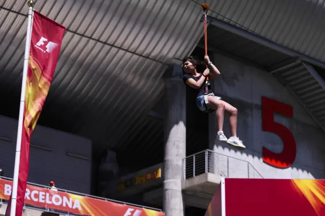 An entertainer in the fanzone