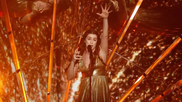 Lucie Jones rehearsing for the Eurovision final