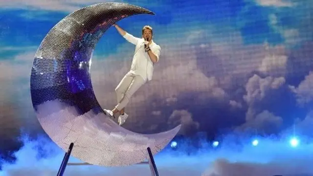 Nathan Trent rehearsing for the Eurovision final