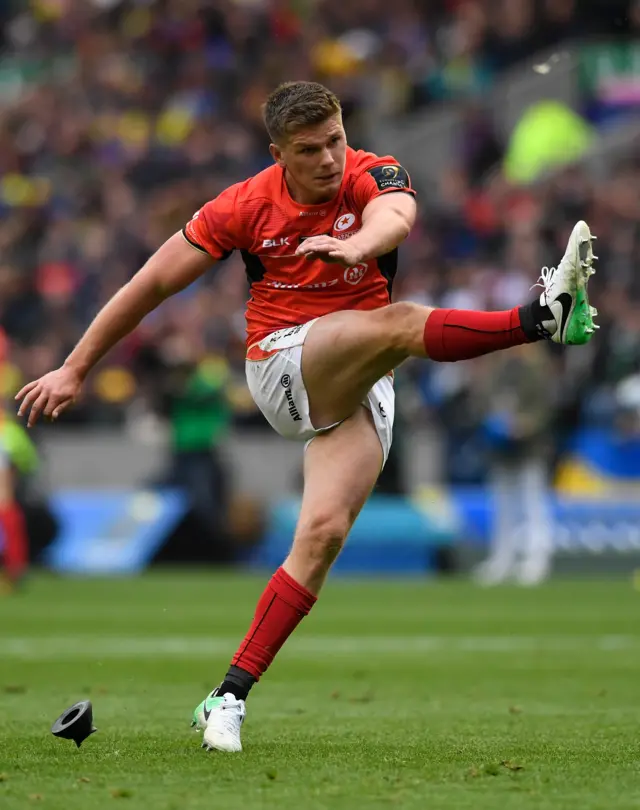 Owen Farrell kicks a penalty for Saracens