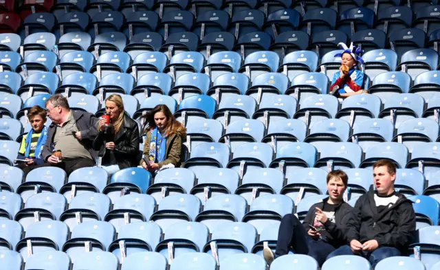 Huddersfield crowd