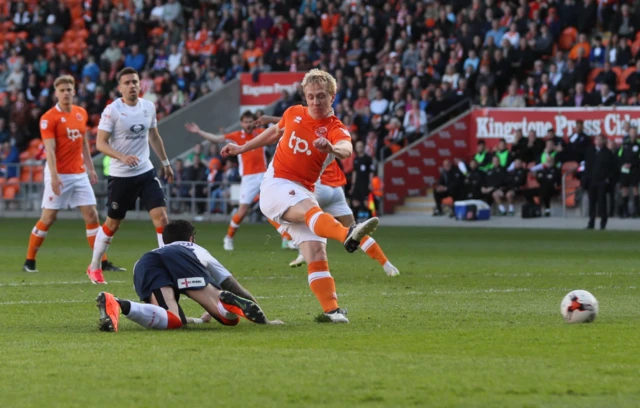 Mark Cullen goal