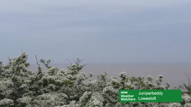 Grey sky off the coast at Lowestoft