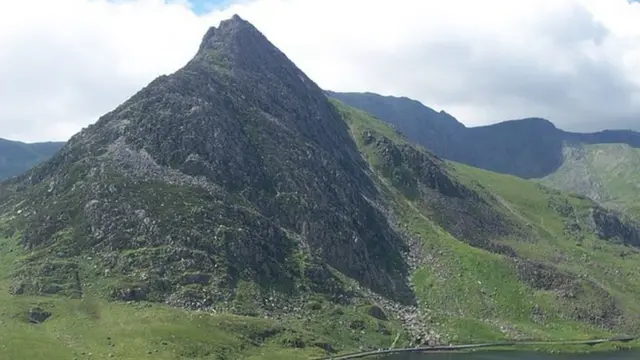 Tryfan from Glan Dena footpath