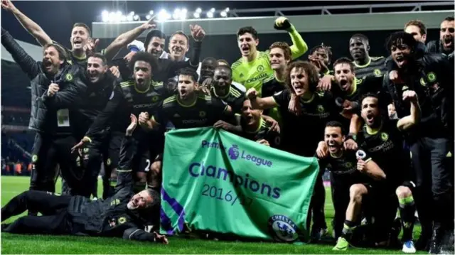 The league-winning Chelsea side celebrates