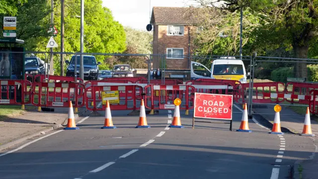 Road closure in Hemel